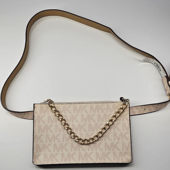 Michael Kors belt bag with pull chain - Picture 1 of 7